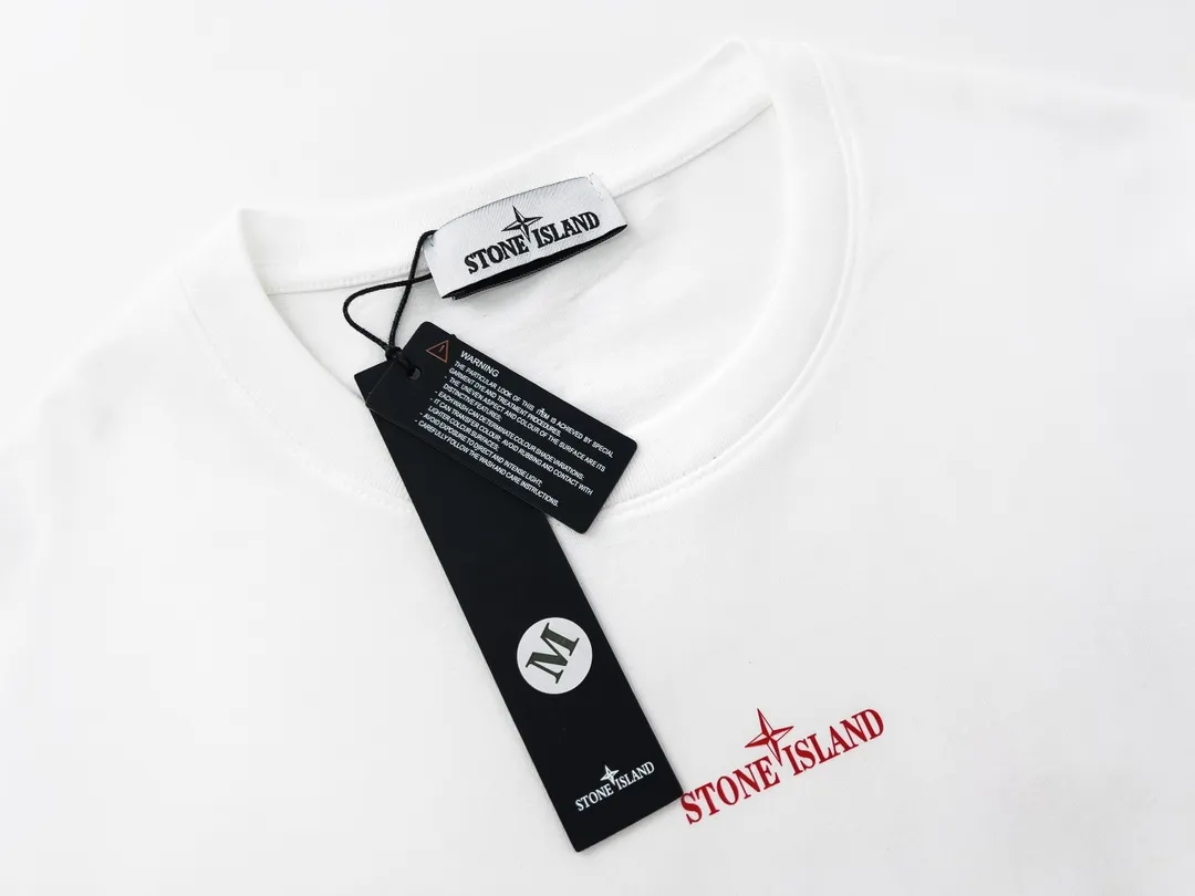 W660#P110💰 [Stone lsland/Stone Island summer blood red broken starry sky printed short-sleeved T-shirt] ⚠️[Original creation with high control of details] - Made of 230g combed cotton 32-count double yarn, soft and comfortable to the touch, sweat-absorbent and breathable. - Simple basic and versatile style, original single quality, the first choice for couples. - Made in a large factory, four needles and five threads on the shoulder, neatly arranged, high quality workmanship. - Same style for men and women. Very versatile, one piece for everyone, details are clearly visible. Color: Black White Size: M L